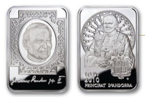 Серебряная монета памяти Папы Римского Ивана Павла II